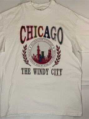 Delta White 'Chicago' Graphic Tee with Multicolor Skyline Print